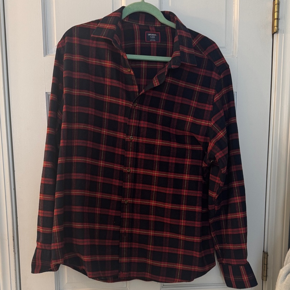 UNTUCKit Red and Black Plaid Button-Down Shirt